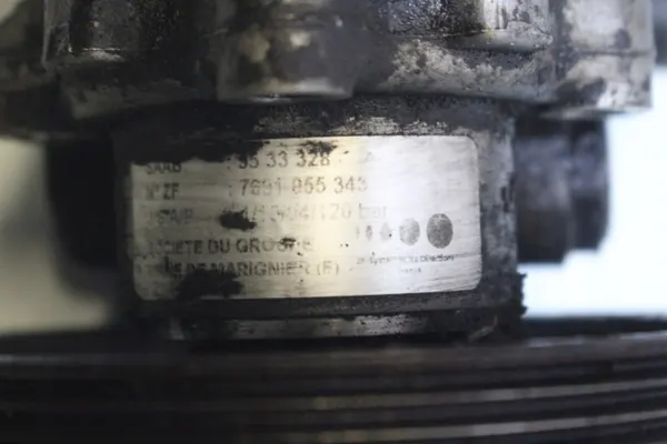 Saab 9-5 Ohjaustehostinpumppu OEM 5533328 image 3