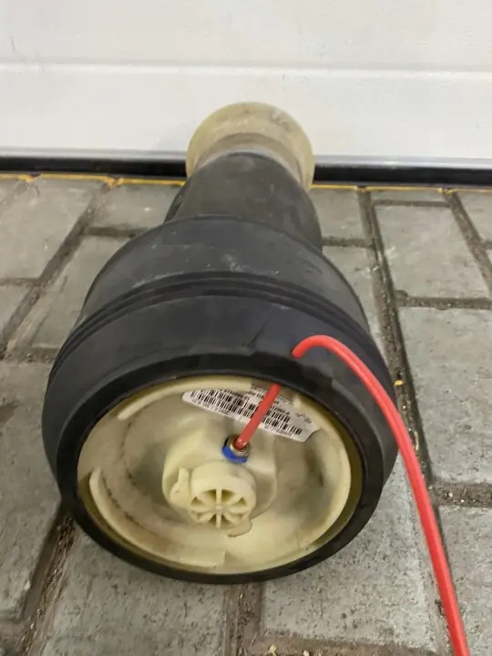 Gebruikte BMW OE luchtvering E1136 voor X5 E70 image 4