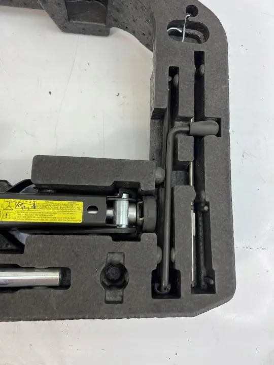 OEM 8TC012139A Audi A4 B8 Gebruikt Stuurhuis image 3