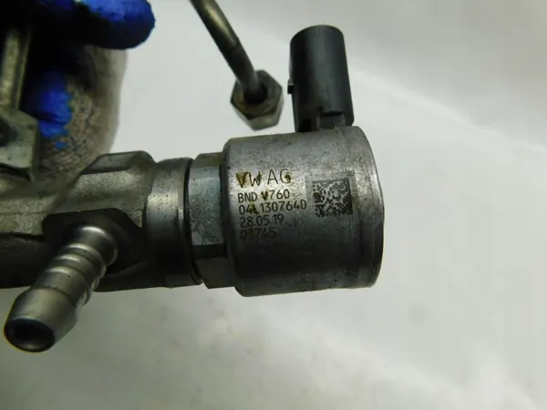 Sistema di iniezione carburante - Audi Seat Skoda VW 2.0 TDI CR OEM image 9