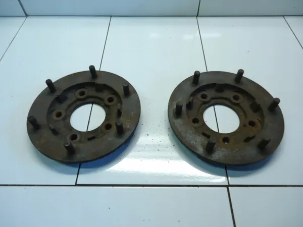 Mercedes Sprinter VW LT Vorderradflansch OEM 9043340045 image 3