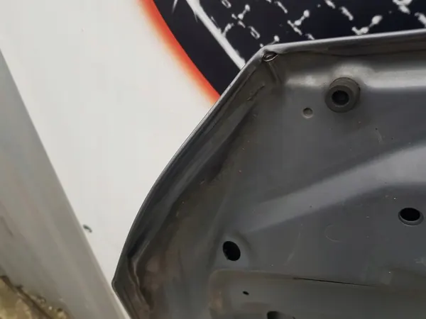 BMW OE 41617204514 motorhuv image 7