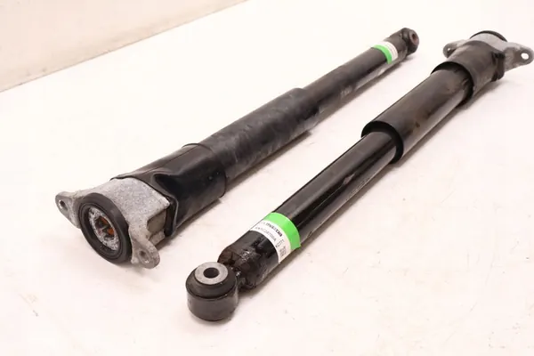 MAZDA CX-5 II 2.0 16V 17- Bakstötdämpare, KN1C28700A image 3