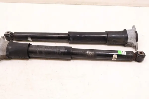 MAZDA CX-5 II 2.0 16V 17- Bakstötdämpare, KN1C28700A image 6