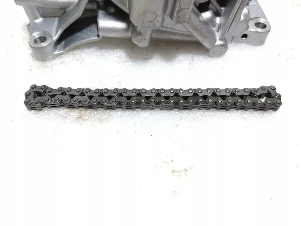 Olje pump Volvo OE 32298902 image 4