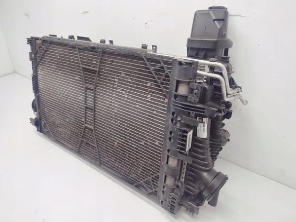Chłodnice Automat Opel Insignia A 2.0 CDTI 13241736 Pas Przód Wentylator image 10