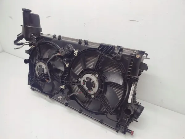 Chłodnice Automat Opel Insignia A 2.0 CDTI 13241736 Pas Przód Wentylator image 4