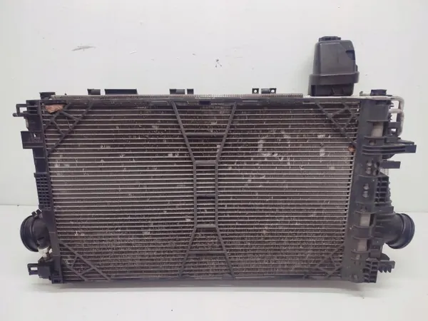 Chłodnice Automat Opel Insignia A 2.0 CDTI 13241736 Pas Przód Wentylator image 7