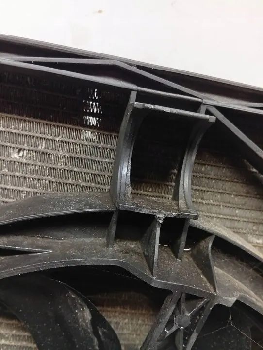 Radiador de Agua OPEL VIVARO B TRAFIC III OEM image 7