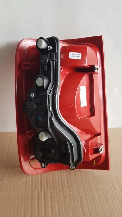 Lámpara Trasera Derecha VW Amarok 10- OEM 2H1945096B image 5