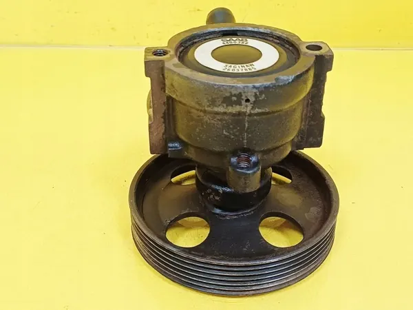 Bomba direção Saab OEM DRC100303 - Usada image 8