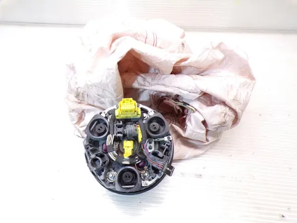 Airbag conductor Audi OEM 8W0880201AR - Usado image 4