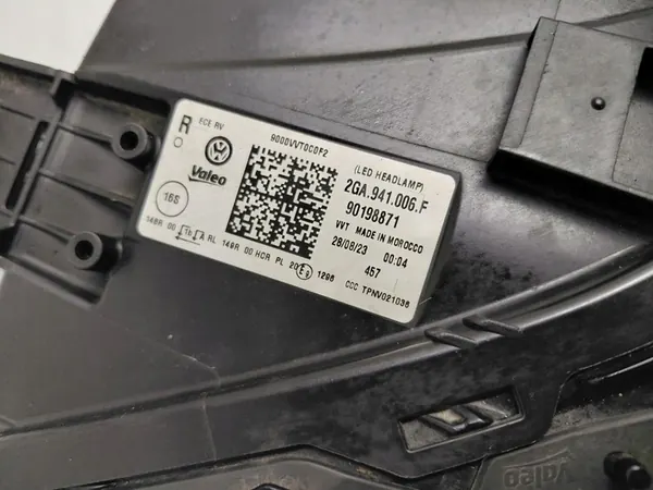 VW T-Roc Lift LED Oikea Lamppu OEM 2Ga.941.006.F image 3