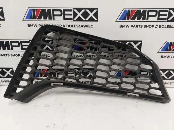 Grille inférieure droite de pare-chocs avant BMW M4 F82 51118054302 OEM image 2