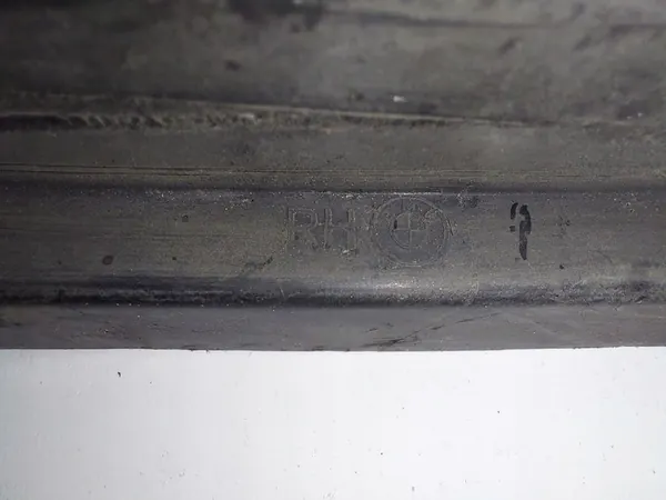 Grille inférieure droite de pare-chocs avant BMW M4 F82 51118054302 OEM image 5