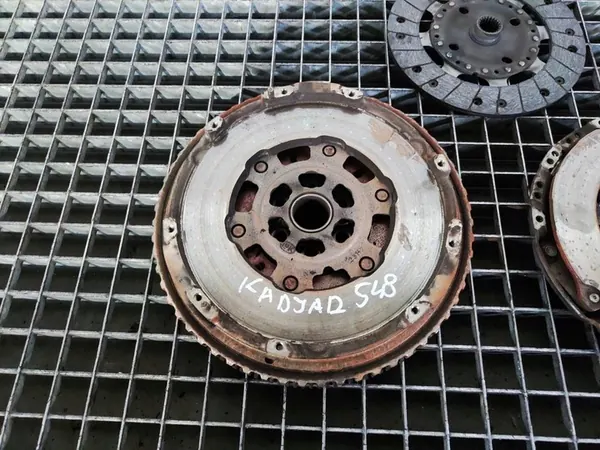 Embreagem completa volante bimassa Renault Kadjar 1.2 TCE OEM 123104345R image 4