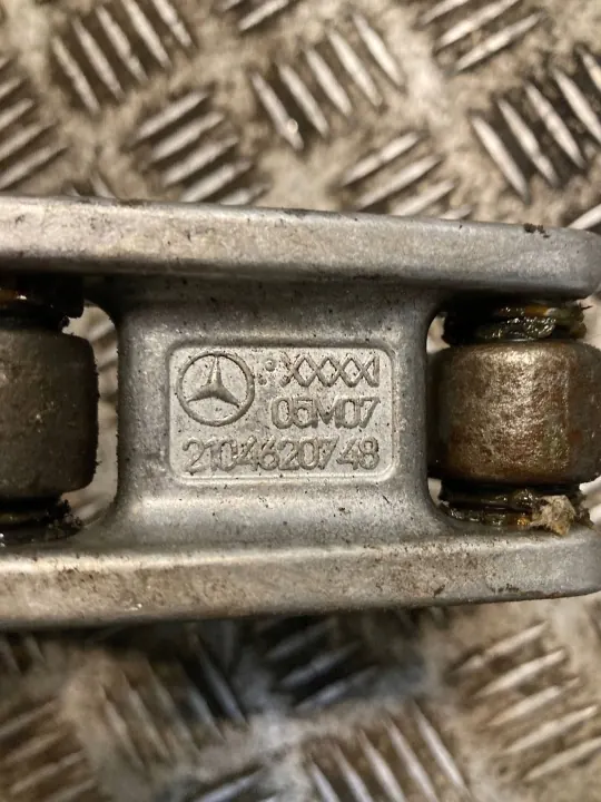 Chrysler 300 Lenksäulengelenk OEM 210462748 image 4