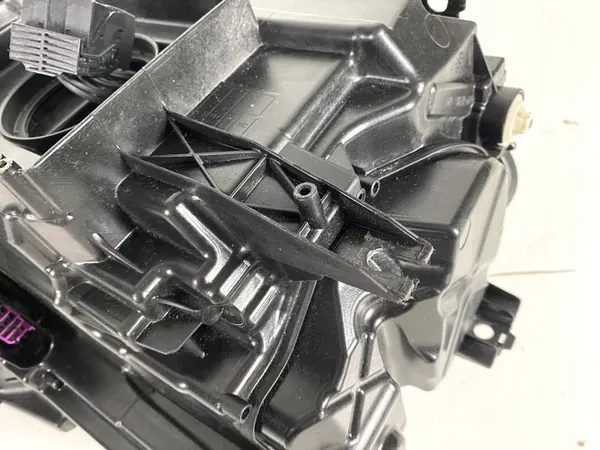 VW GOLF VII LIFT FAROL DIANTEIRO ESQUERDO FULL LED 5G1941081 OE image 9