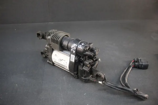 Compressor Porsche OEM N232A63NA266N - Usado image 2