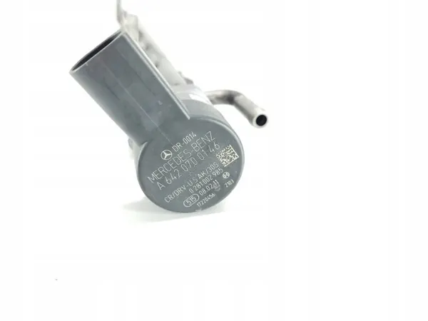 Sensor Pressão Combustível OEM 6420700146 Mercedes 3.0CDI image 3