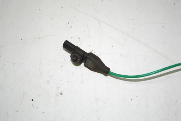 Mercedes-Benz Actros Turbosnelheidssensor OEM A0081539228 image 3