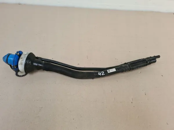 Tubo de llenado AdBlue OEM L30849DC para Ford Transit MK8 image 2