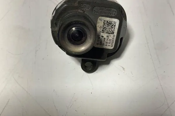 Etukamera BMW 5 (F10) 2012 image 3