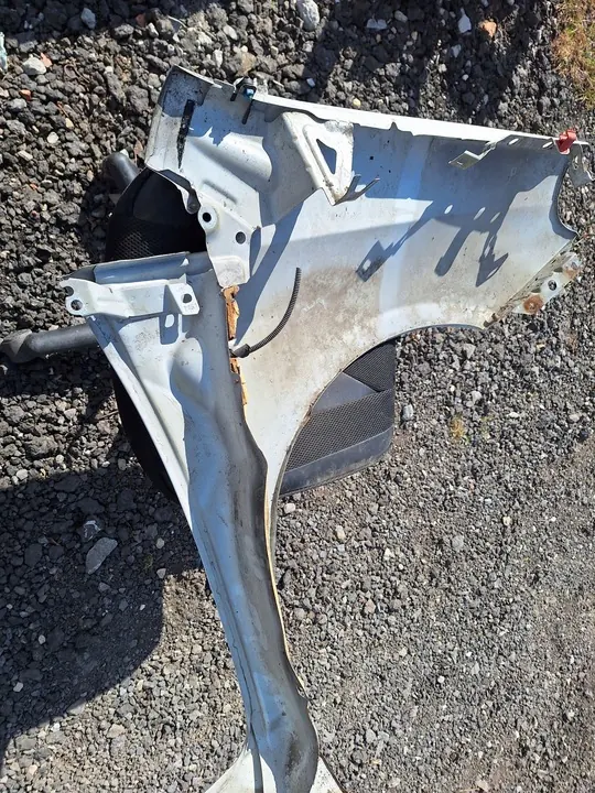 Vänster framskärm Fiat Punto Evo Hatchback OEM 1619655 image 9