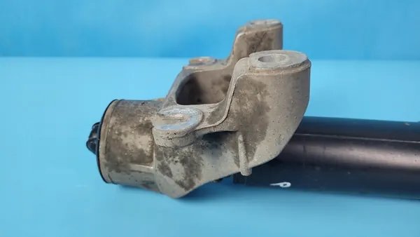 VOLVO XC60 II 21r 2.0D Ammortizzatore Posteriore Destro P32246742 image 7