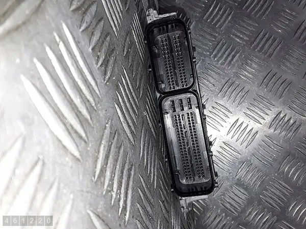 2010 Skoda Octavia ECU 1600TD image 4