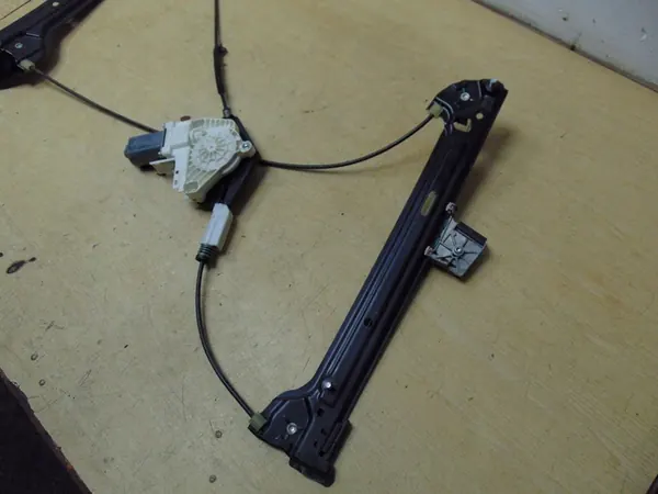 Audi A5 8T LIFT Regulador de Janela Esquerdo 8t0837461d image 3