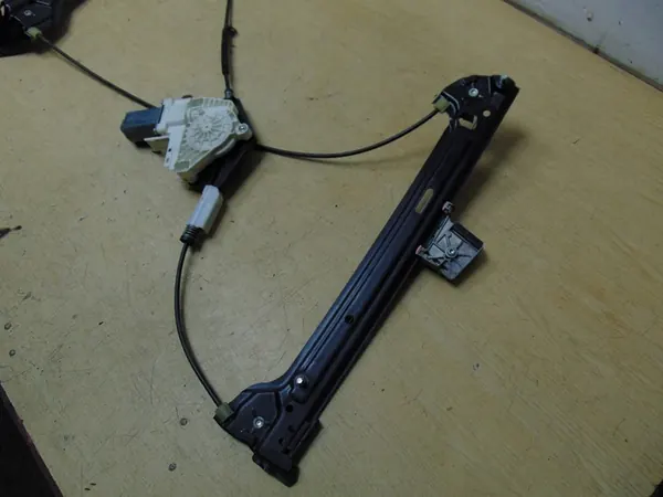 Audi A5 8T LIFT Regulador de Janela Esquerdo 8t0837461d image 4