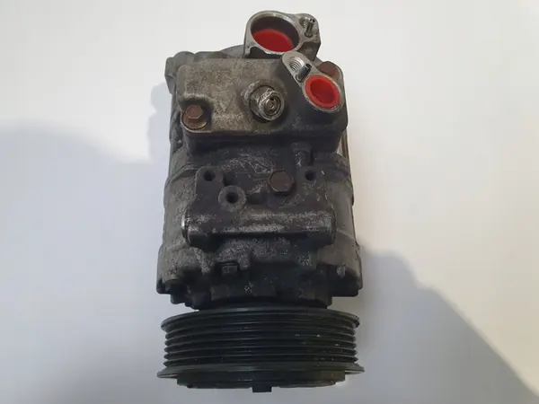 Ilmastointikompressori VW Golf V 1.4 TSI 1K0820859C image 5