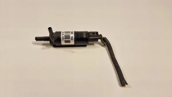 Volvo OEM 89032971 Spolarpumpmotor - Begagnad image 6