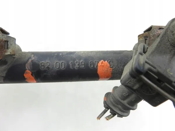 Renault OE 8200139674 Einspritzschiene gebraucht image 3