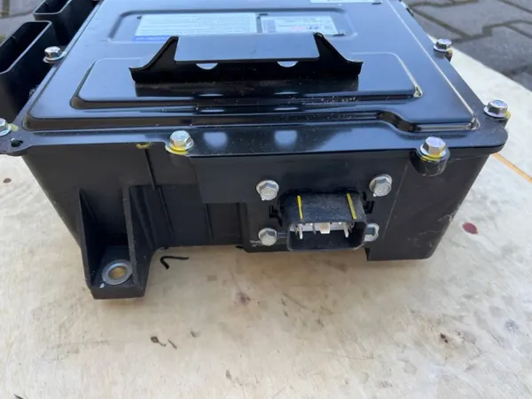 Batterie Hyundai Tucson 1.6 CRDI Hybride 2020 - 10 Ah image 6
