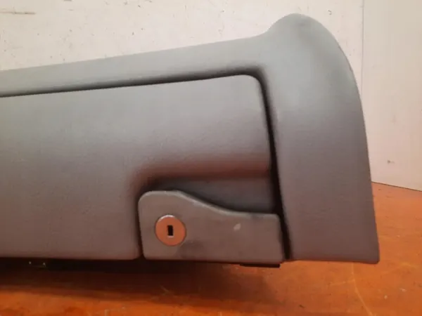 MERCEDES-BENZ CLK 200K C208 97-99 Handschoenenkast A2086800291 image 2