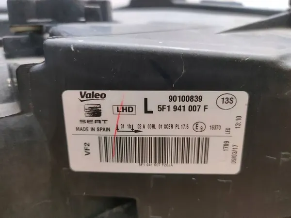 Farol esquerdo Seat Leon III image 8