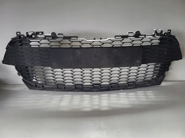 Grade de para-choque dianteiro TOYOTA COROLLA E21 image 1