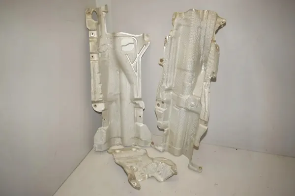 Aislamiento térmico BMW OE OEM 7290702 para X1 F48 image 2