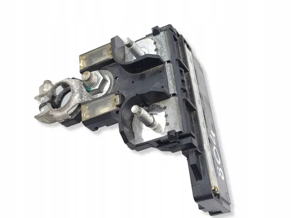 Nissan Juke II F16 Pyroteknisk klämma OEM AMD232531 image 3