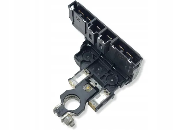 Nissan Juke II F16 Pyroteknisk klämma OEM AMD232531 image 5