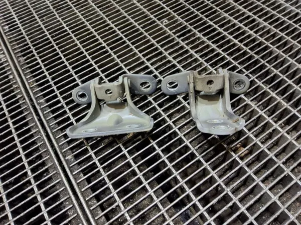Paumelles de porte avant droite OEM SKE57969 Kia Ceed image 4
