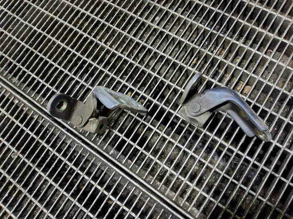 Paumelles de porte avant droite OEM SKE57969 Kia Ceed image 5