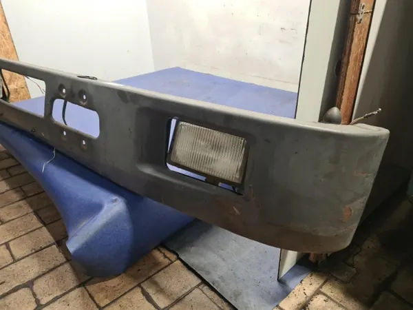 Volvo FH 12 framstötfångare OEM SIMAR-58415- Begagnad image 7