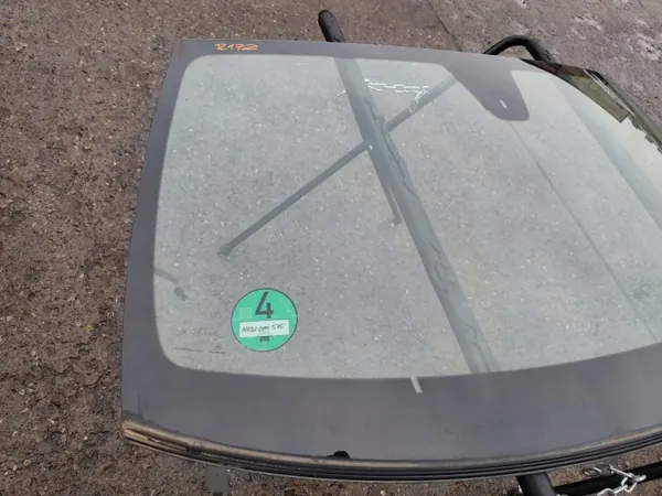 Mercedes R172 SLK framruta OEM RCD24263 image 3