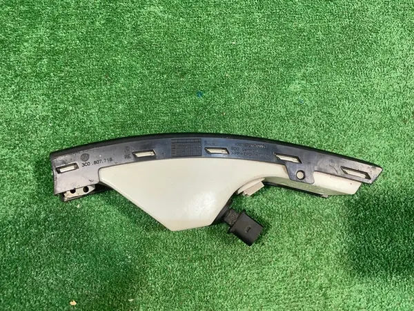 VW PASSAT B6 3C0 Indicador Direito 3C0807718 image 6