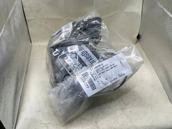 Bakre Höger Dörrlås Mercedes E-Klass W212 A2047301435 image 4