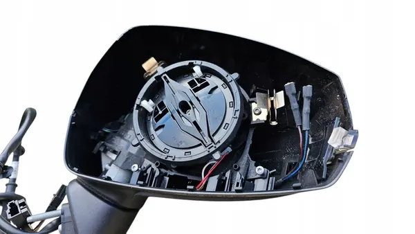 Oikea Peili Pin 6+2 Audi A3 8V 8V0857528D image 8