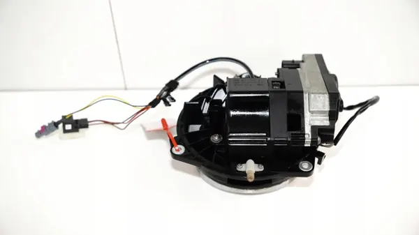 Heckklappengriff OEM 360165333 mit Kamera VW Golf 7 image 8